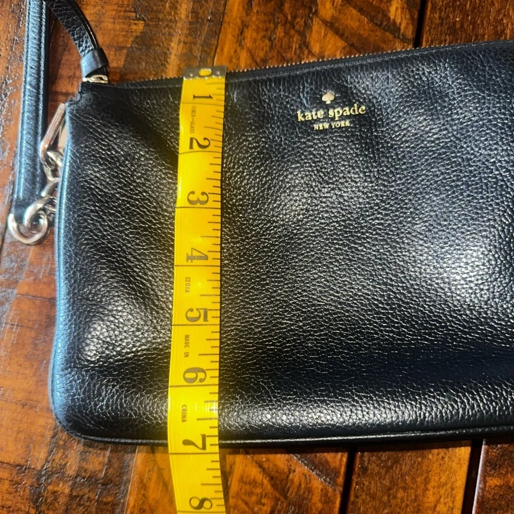 UEC Kate Spade New York JACKSON TRIPLE GUSSET         LEATHER CROSSBODY